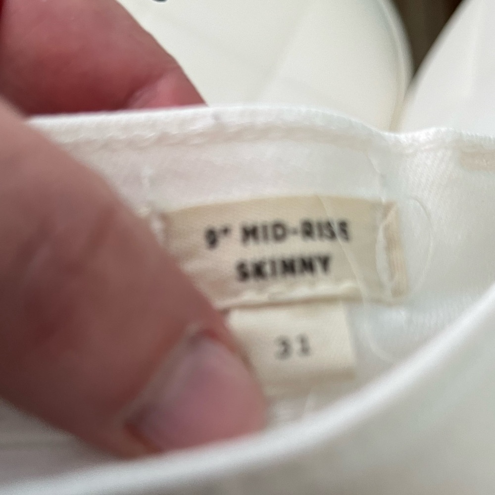 Madewell Mid Rise 4 Button Frayed Hem  White Jeans Size 31 - Picture 7 of 8